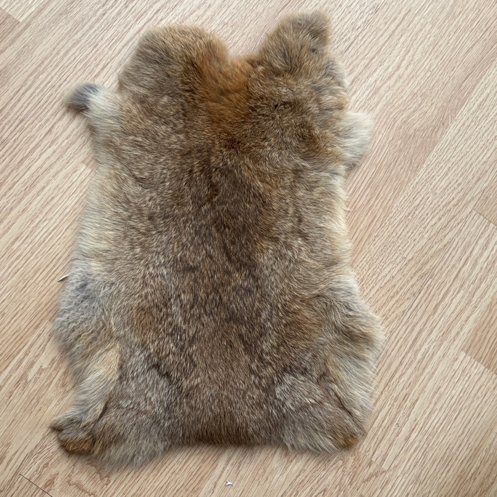 #0171 Premium Natural Rabbit Fur Pelt - Soft Tanned Craft Supply Hide